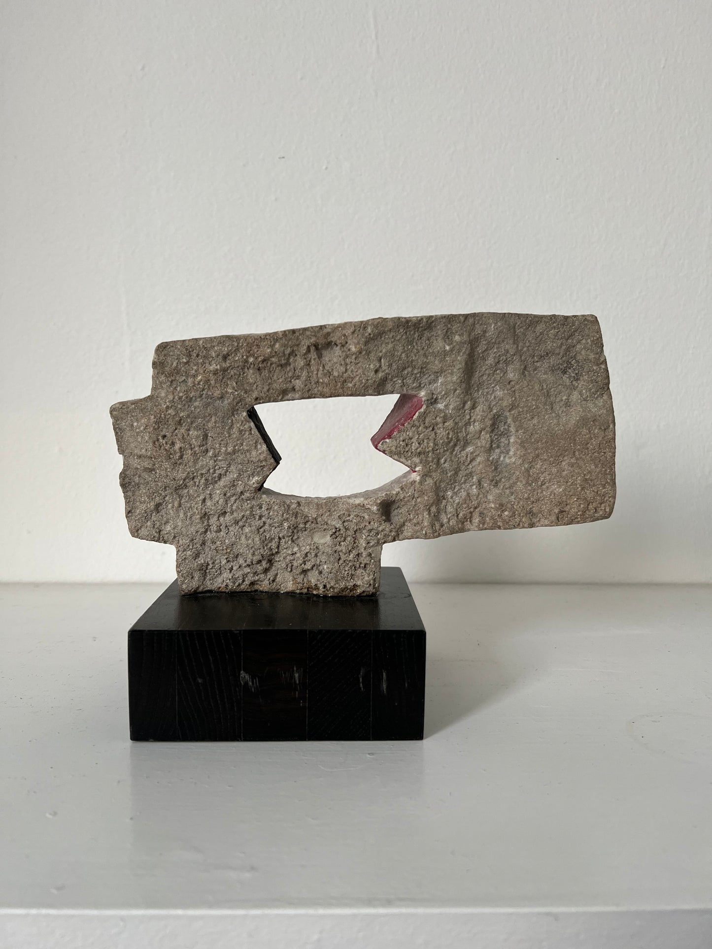 Egon Møller-Nielsen. Sculpture of stone