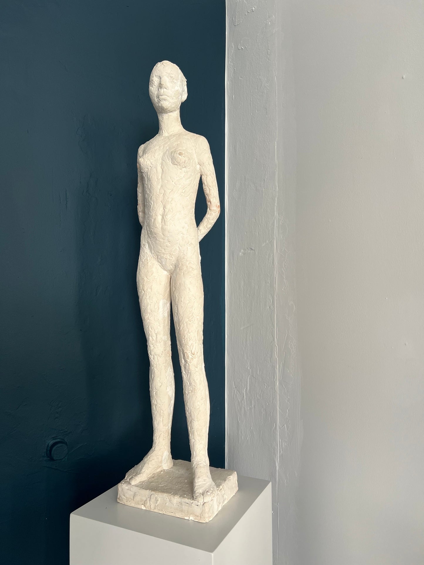 Hanne Varming. Full figure portrait