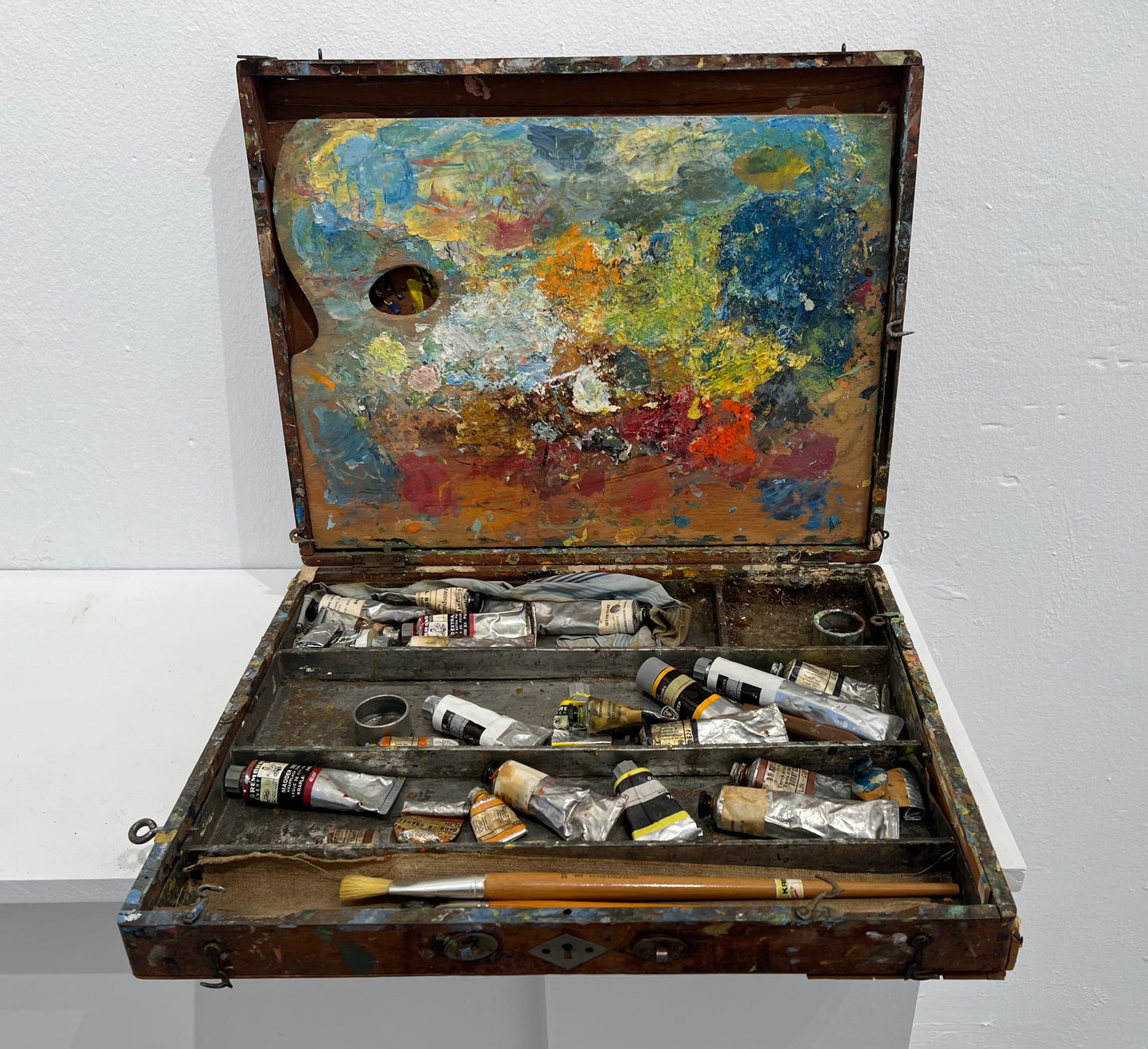 Asta Ring Schultz’s painters box