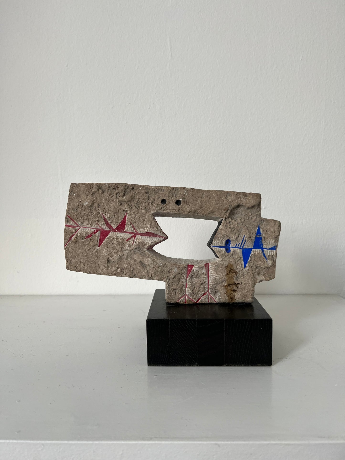 Egon Møller-Nielsen. Sculpture of stone