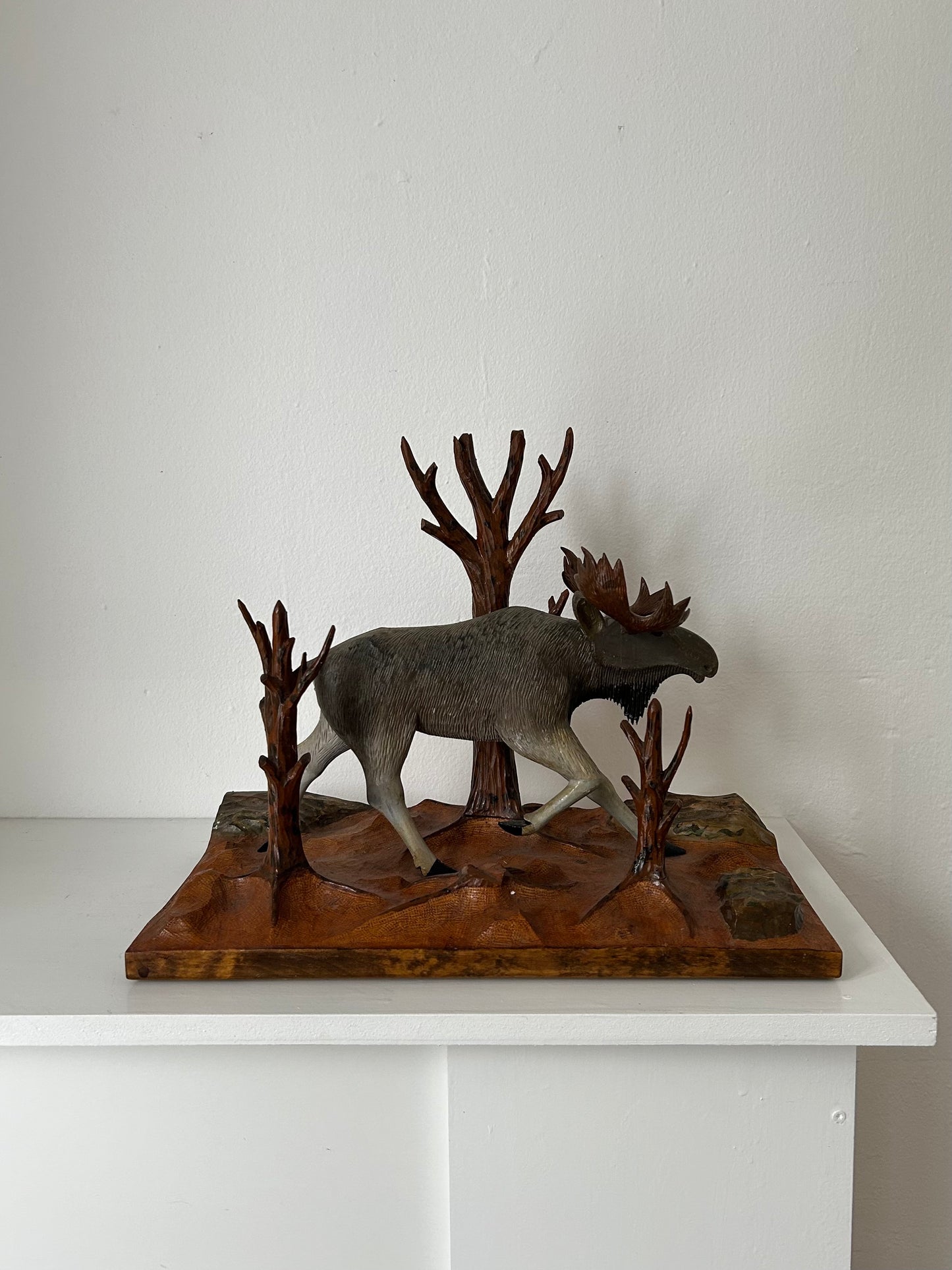 Arvid Franzén. A walking moose