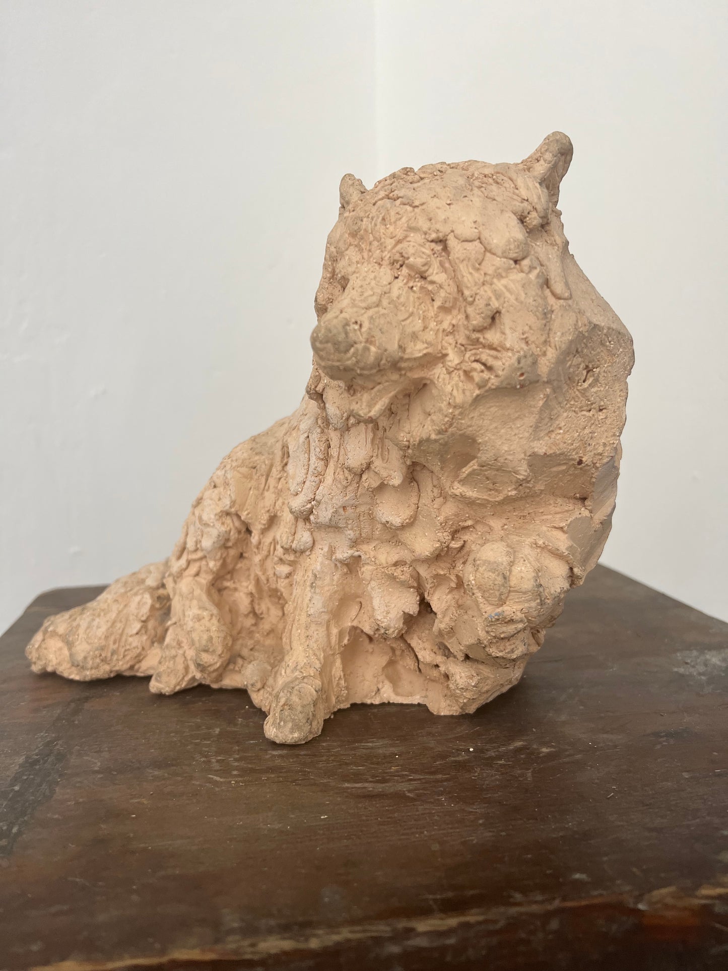 Henry Luckow-Nielsen. Dog sculpture